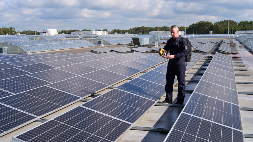 Fluke zet de belangrijkste voordelen van gebruiksvriendelijke testinstrumenten voor technici in de zonne-energiesector op een rij 